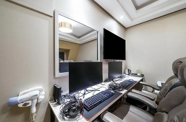 인천 동암 탑모텔 동암역 0*,  대한민국